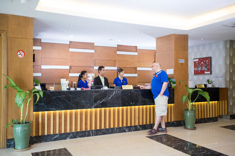 Uptown Hotel Rangoon Eksteriør billede