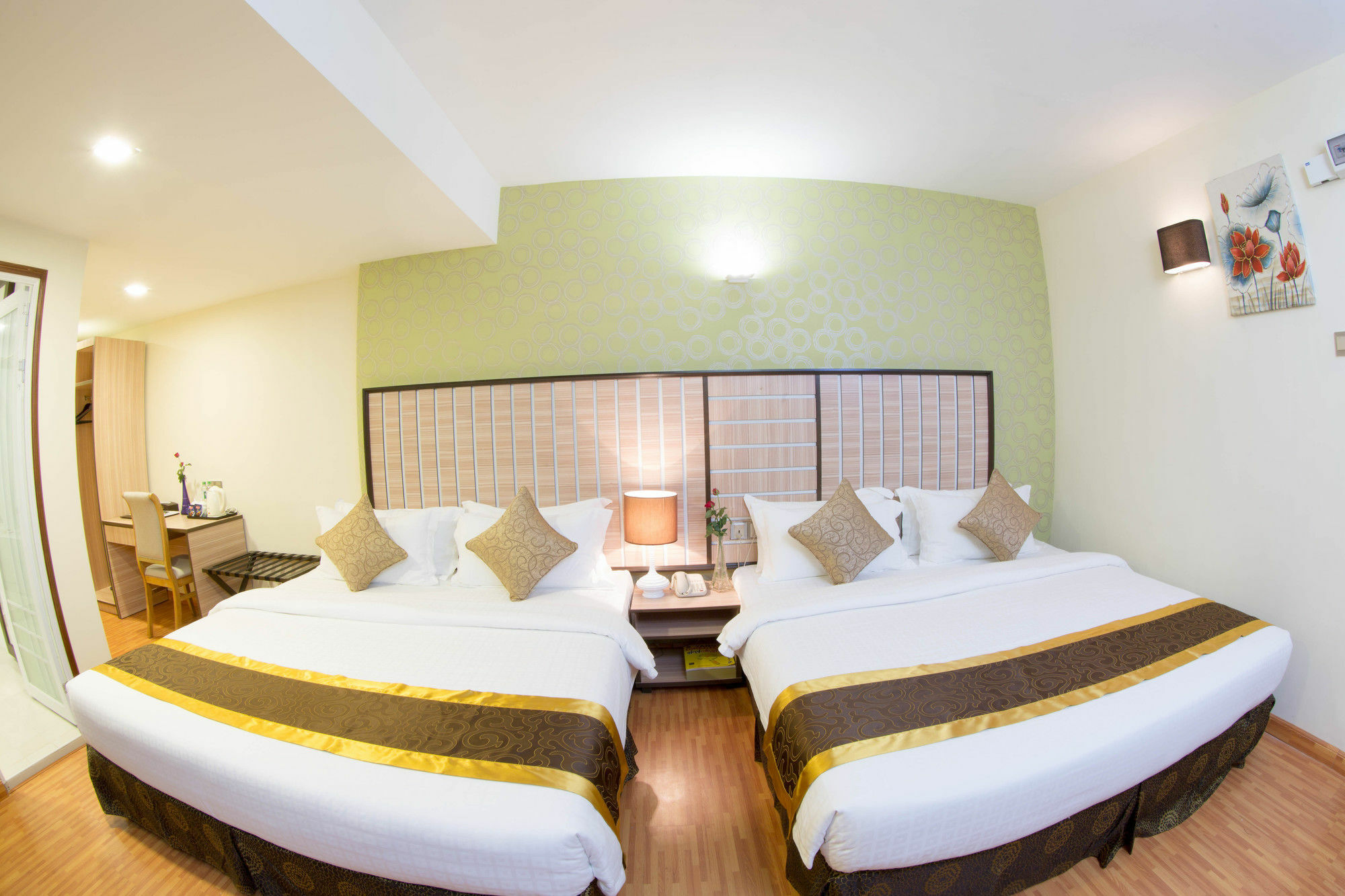 Uptown Hotel Rangoon Eksteriør billede