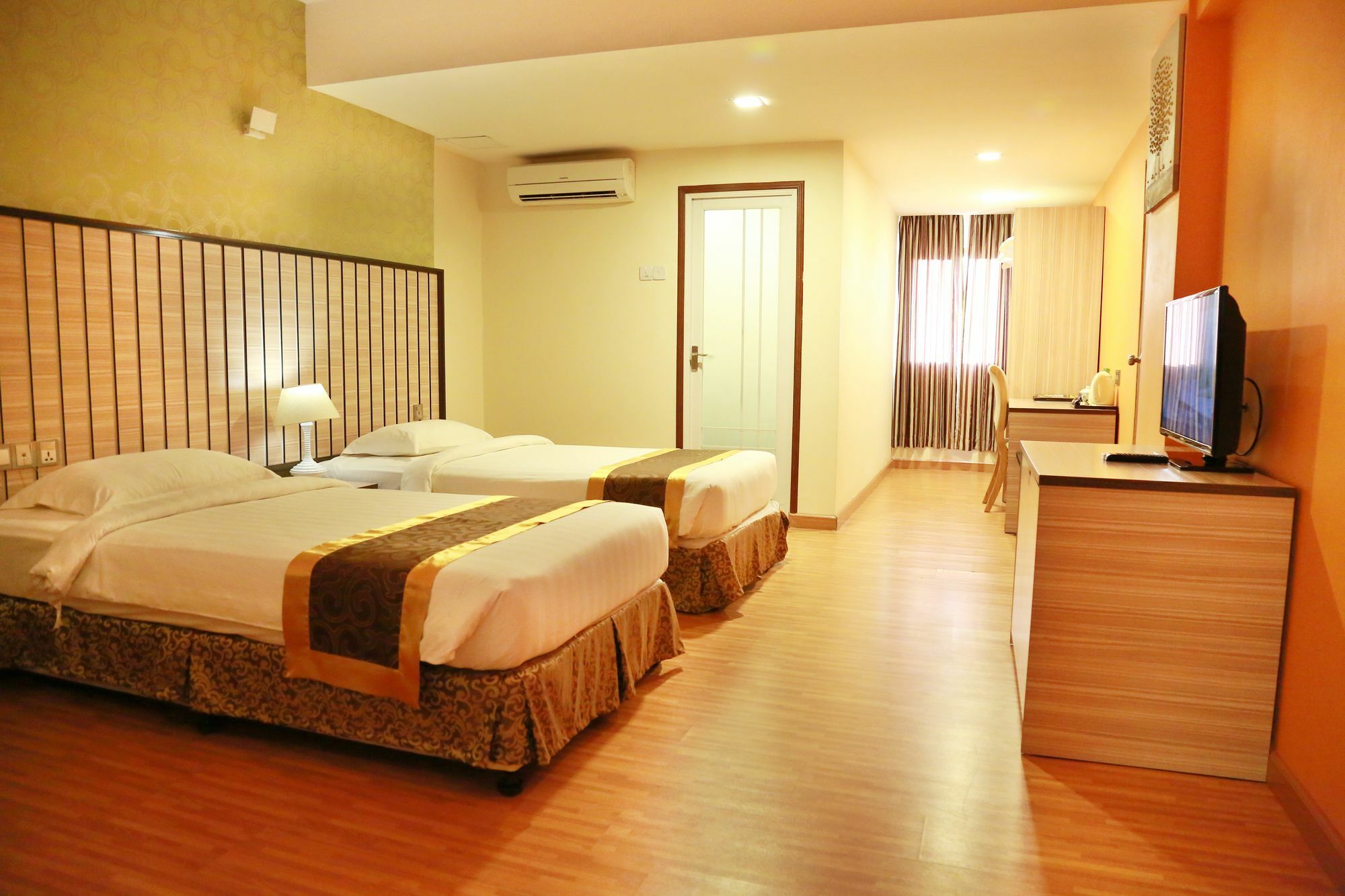 Uptown Hotel Rangoon Eksteriør billede