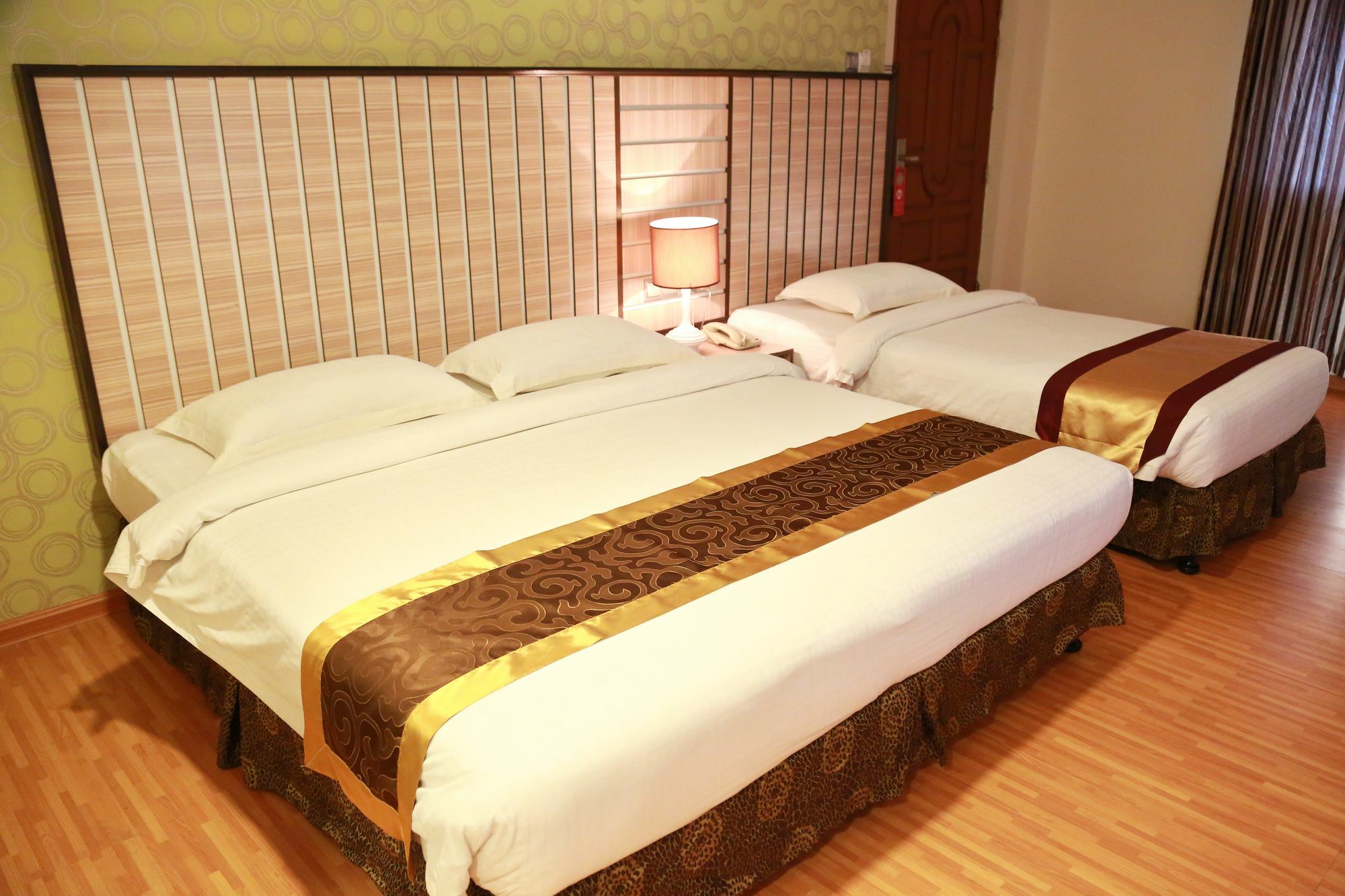 Uptown Hotel Rangoon Eksteriør billede