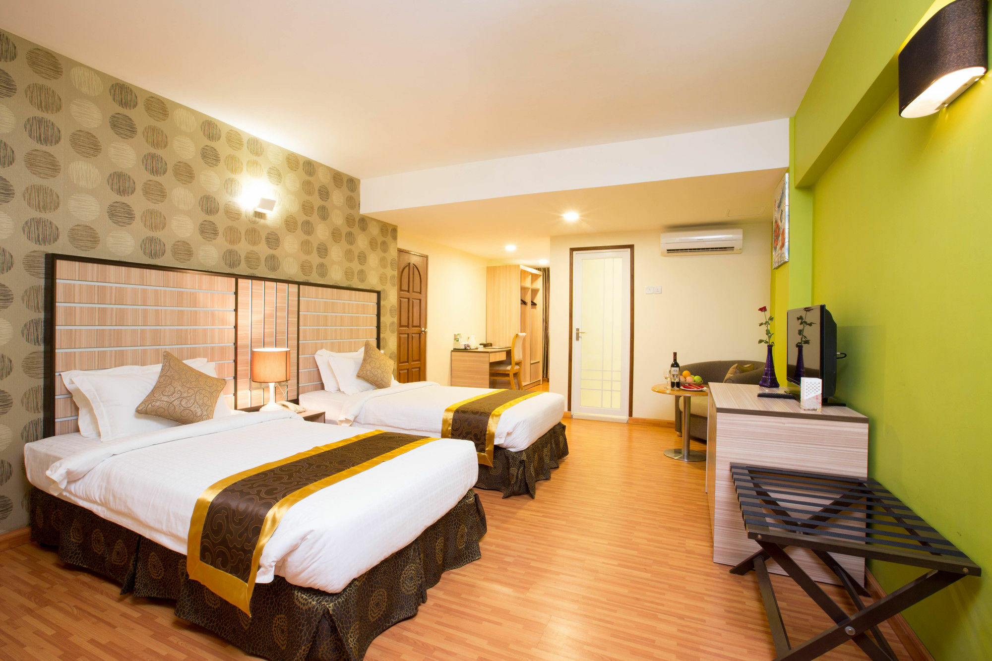 Uptown Hotel Rangoon Eksteriør billede